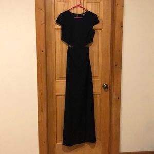 Lulu’s Medium Conversation Piece Black Backless Maxi Dress